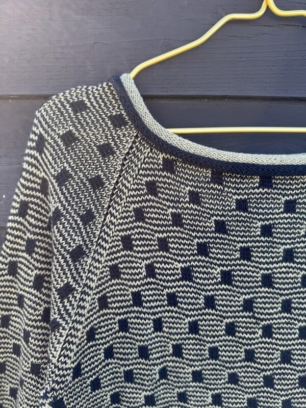 Bits blouse by Hanne Falkenberg, knitting pattern