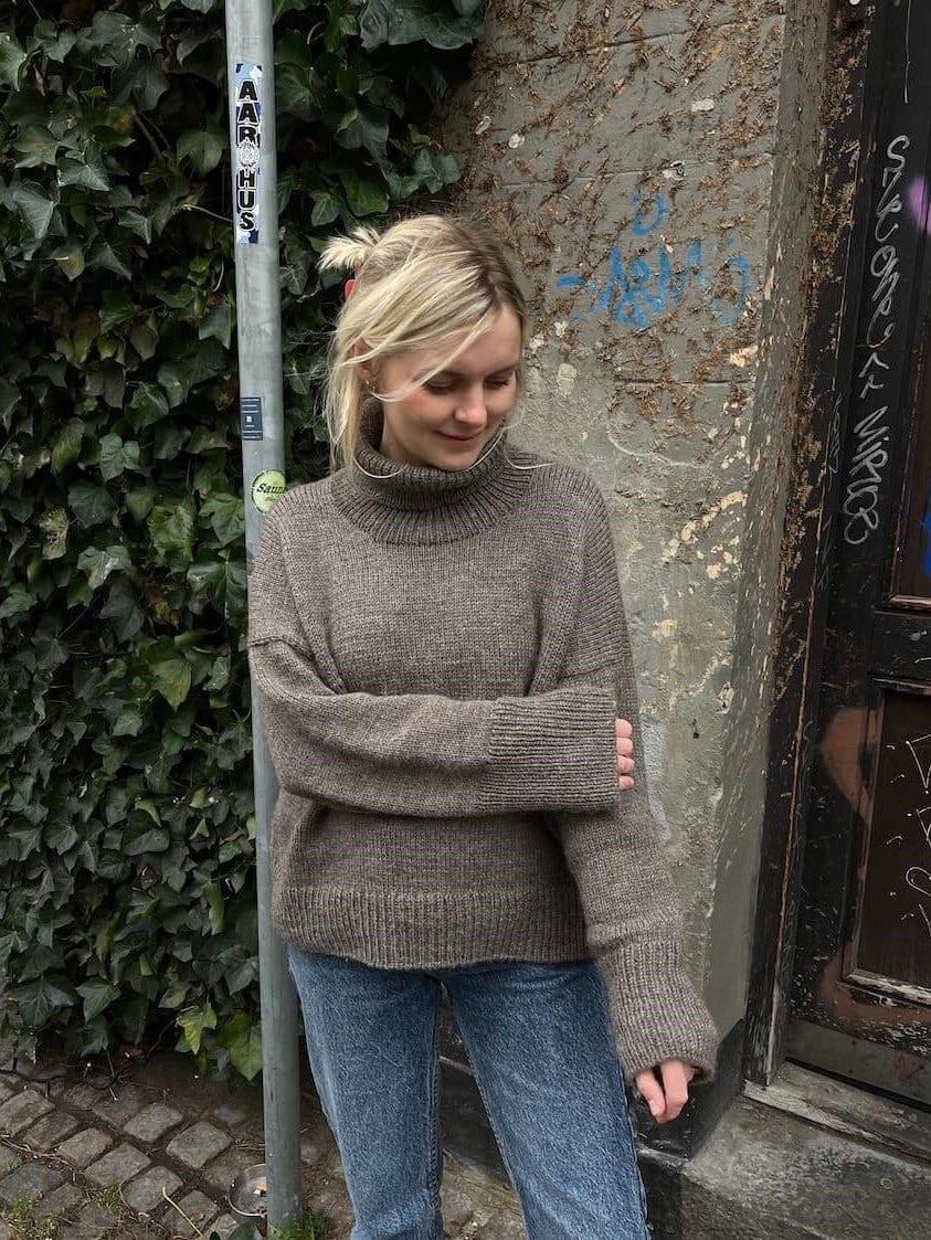 Chestnut sweater by PetiteKnit, No yarn kit (ex pattern)