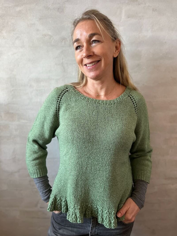 Chili ruffle sweater by Önling, knitting pattern Knitting patterns Önling - Katrine Hannibal