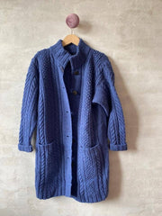 Classic cardigan by Hanne Falkenberg, knitting kit | 96 Blueberry