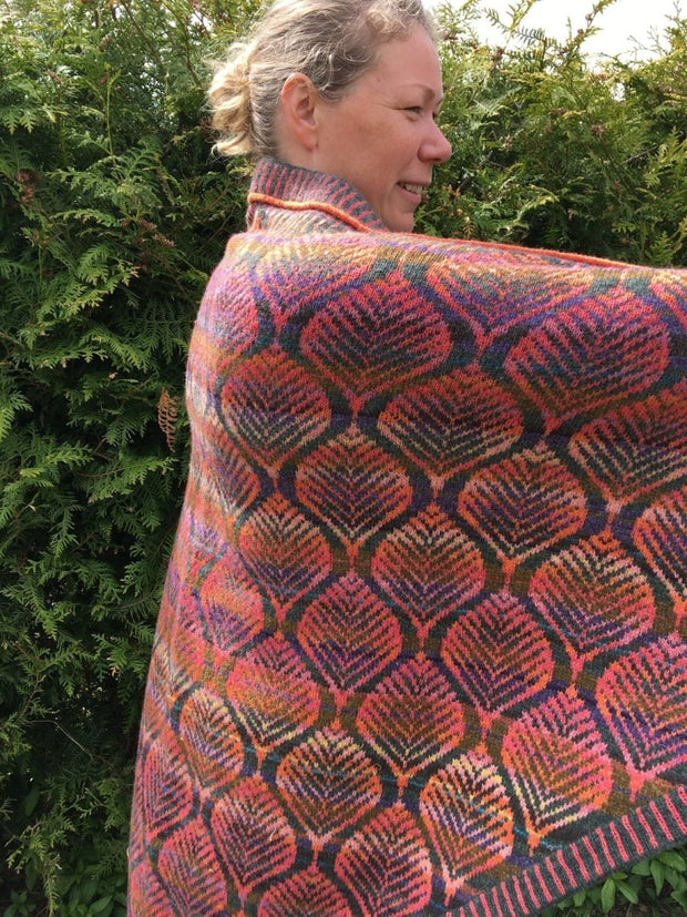 Copper Beech shawl /wrap - around by Ruth Sørensen, knitting pattern Knitting patterns Ruth Sørensen