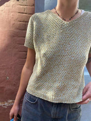 Dahlia v - neck top by Önling, knitting pattern Knitting patterns Önling - Katrine Hannibal