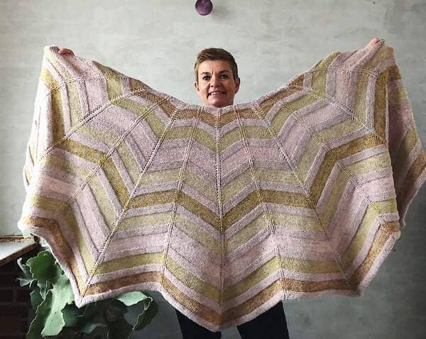 Dia shawl by Önling, knitting pattern