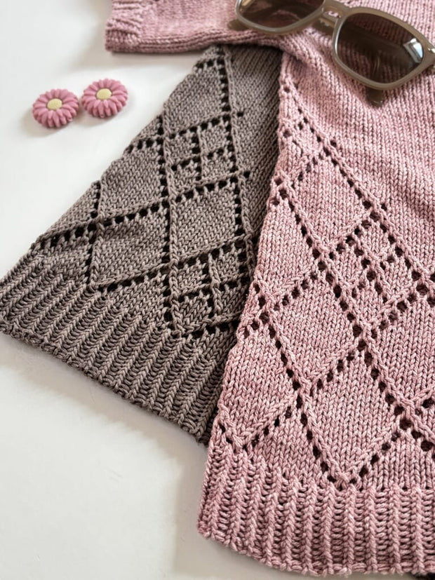 Diamond Neck Pattern Diamond line sweater v-neck | Decorative lace pattern | Siersknit