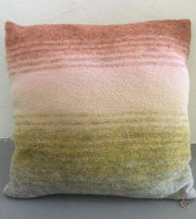 Dip Dye pillow by Önling, knitting pattern