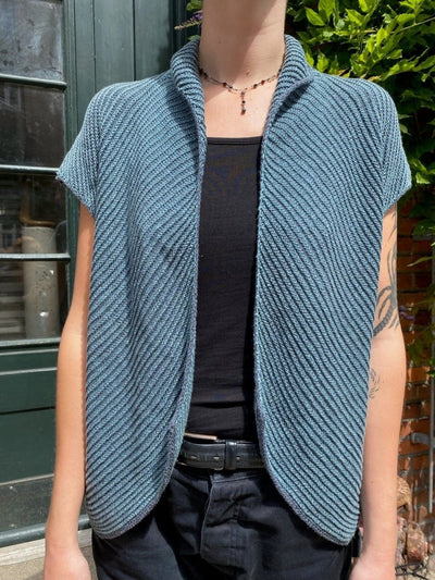 Duet vest by Hanne Falkenberg, knitting pattern Knitting patterns Hanne Falkenberg