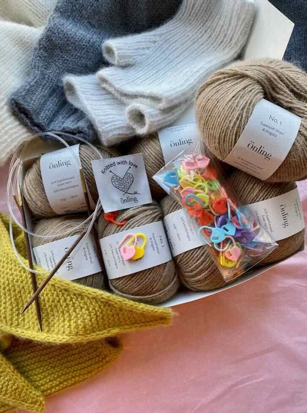 Easy Peasy Beginner knitting box in Önling No 1 (merino and angora) - KLAR , AFVENTER LAGER PÅ GAVER Knitting kits Önling - Katrine Hannibal