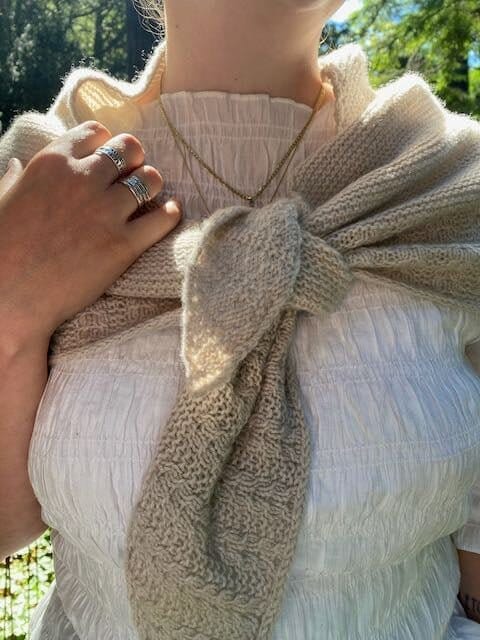 Elisabeth shawl by Inge - Lis Holst, No 4 knitting kit