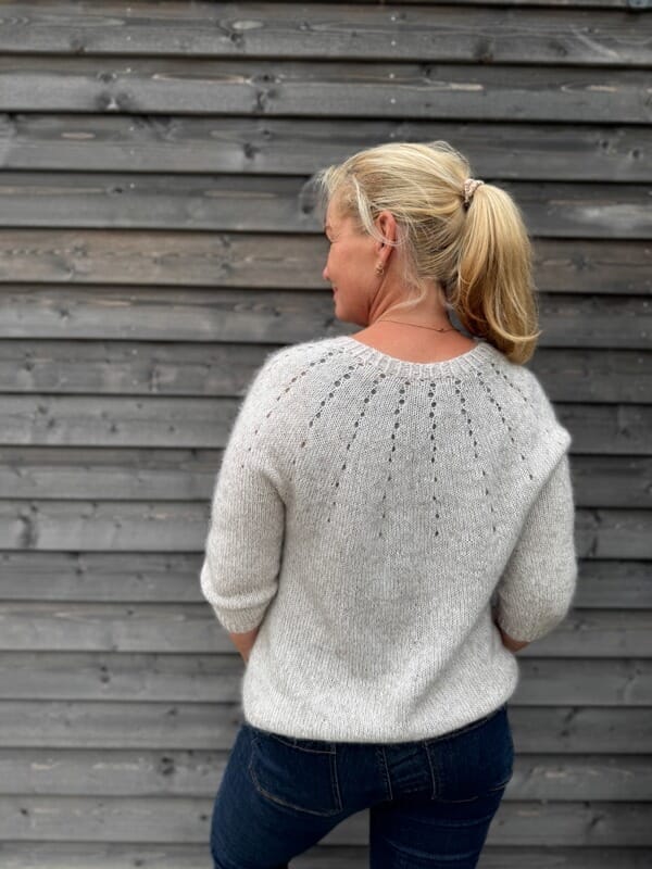 Emily sweater by Önling, No 21 + No 10 kit