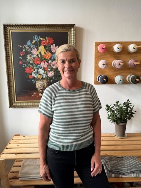 Eva Tee short sleeves, No 14 knitting kit