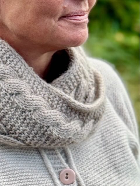Fifi cowl, Inge - Lis Holst | Clay brown (081), Beige