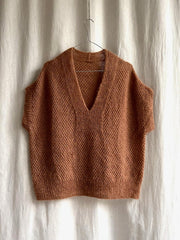 Fungus Slipover V - neck by Refined Knitwear, knitting pattern Knitting patterns Refined Knitwear