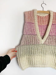 Gotta Have Fade Vest by Spektakelstrik, knitting pattern Knitting patterns Spektakelstrik