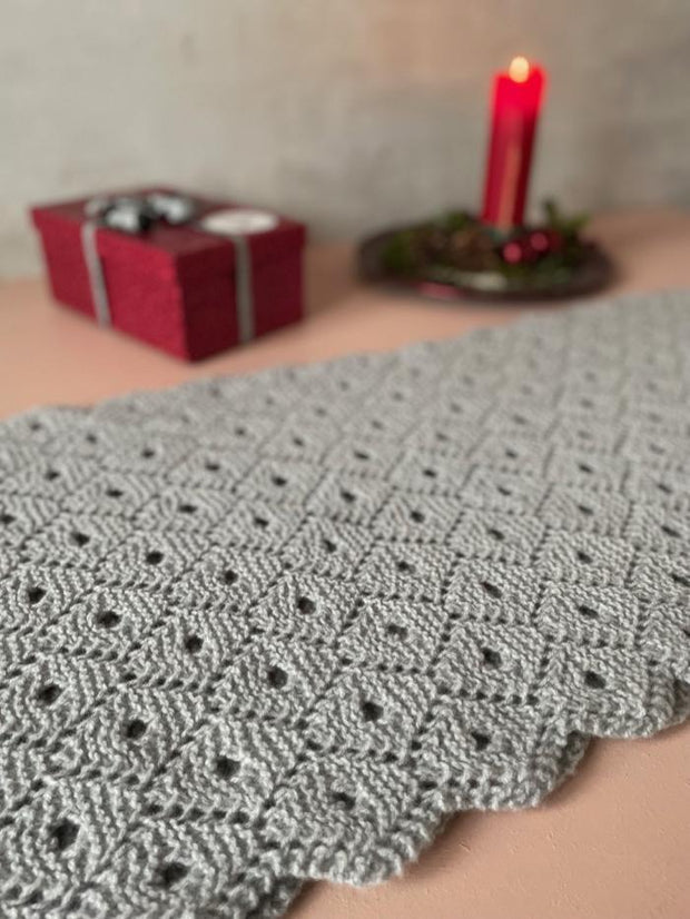 Hjerterum scarf, knitting pattern Knitting patterns Önling - Katrine Hannibal