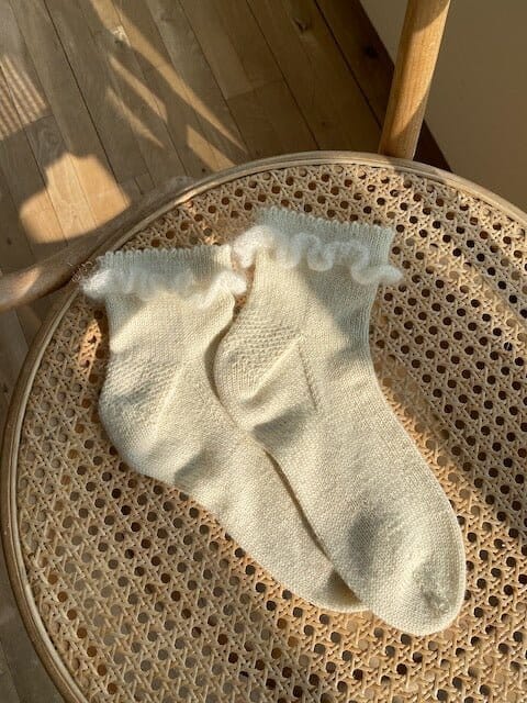 Idalina socks, knitting kit in Önling No 18