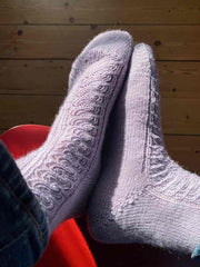 Ilia socks, knitting pattern
