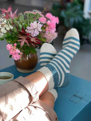 Isabella socks from Önling, knitting pattern Knitting patterns Inge - Lis Holst