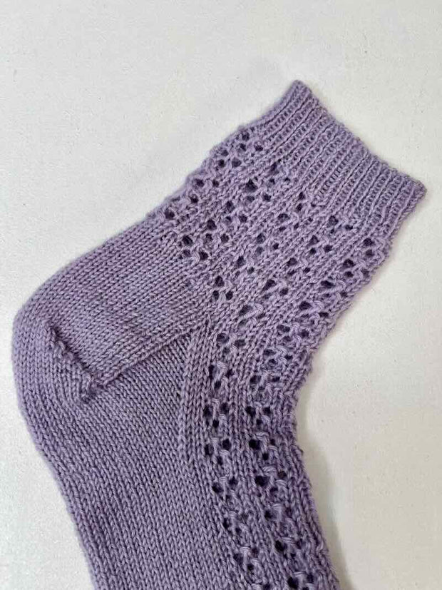 Isadora socks from Önling, knitting kit in Önling No 18 Knitting kits Önling - Katrine Hannibal 