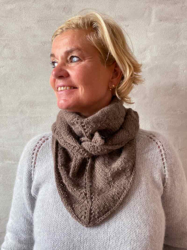 Luna bandana by Önling, knitting pattern Knitting patterns Inge - Lis Holst