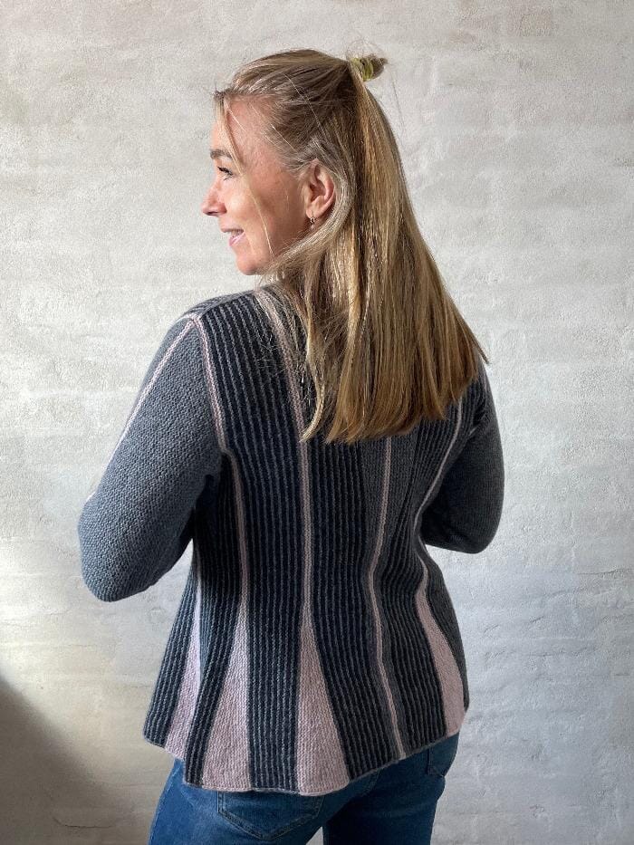 Mermaid jacket by Hanne Falkenberg, No 2 knitting kit