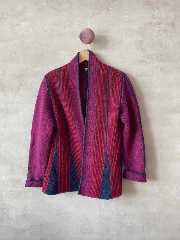 Mermaid jacket by Hanne Falkenberg, knitting kit | 58 Raspberry, 67 Poppy red, 73 Thunder blue