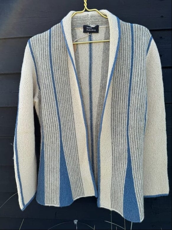 Mermaid jacket by Hanne Falkenberg, No 20 knitting kit Knitting kits Hanne Falkenberg