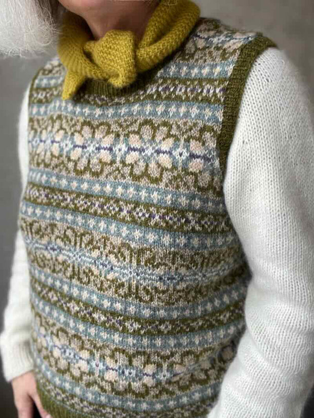 Mols slipover vest by Ruth Sørensen, knitting pattern Knitting patterns Ruth Sørensen 