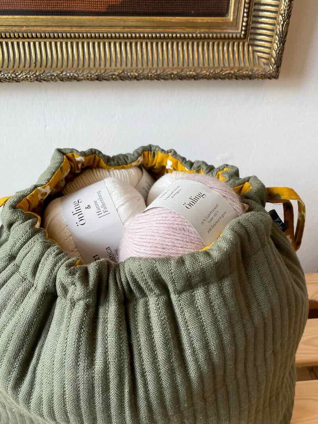 Project bag in quilted, organic cotton