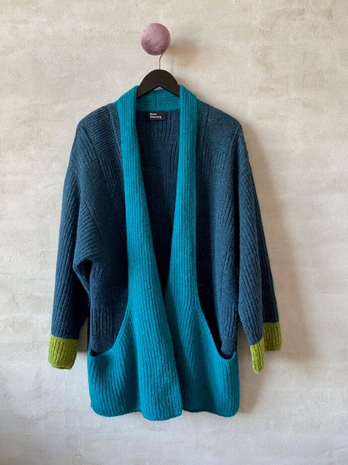 Pygmalion cardigan by Hanne Falkenberg, No 20 knitting kit (3 colors)