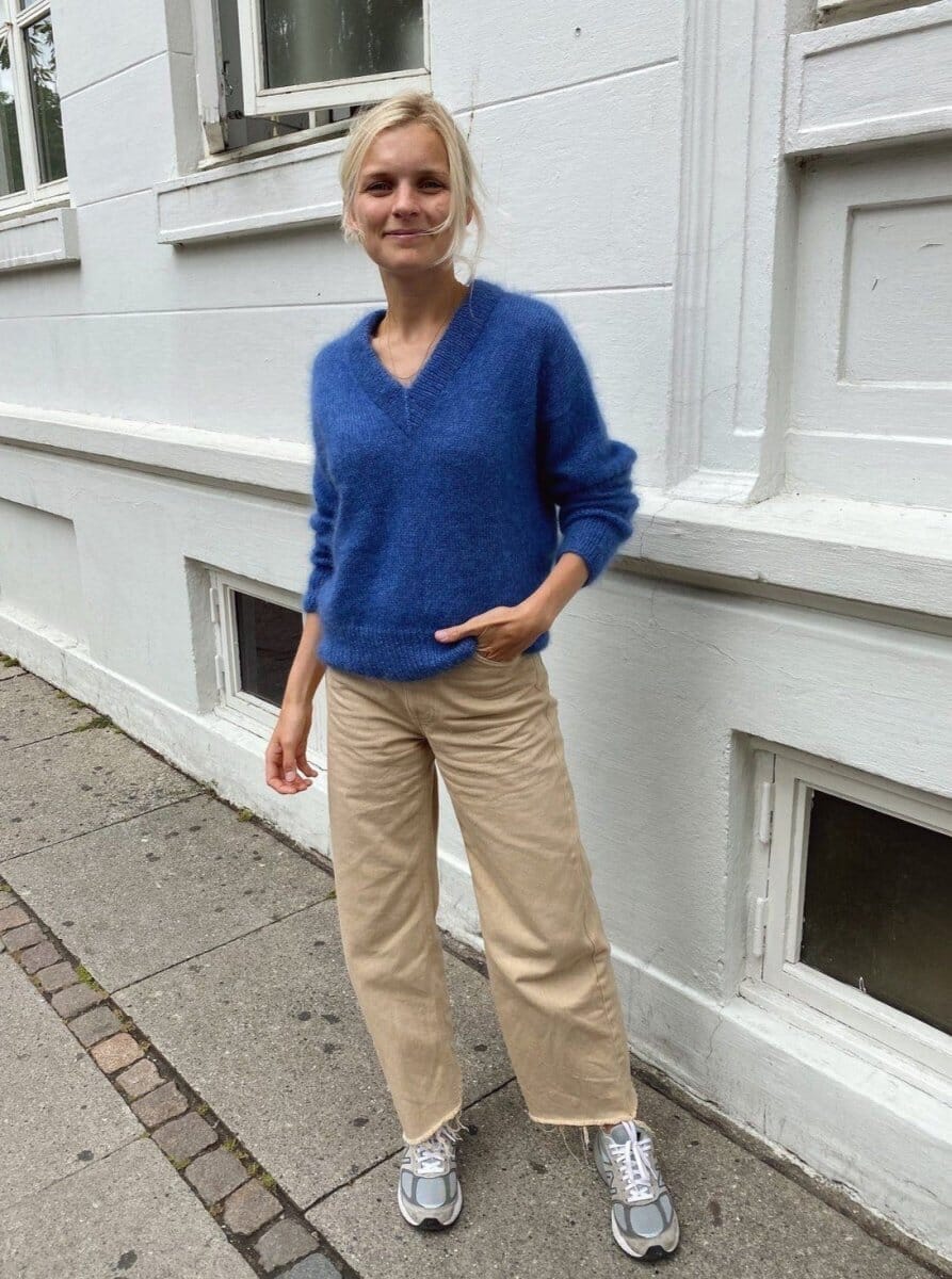 Stockholm sweater with V-neck from PetiteKnit, silk mohair yarn kit (e