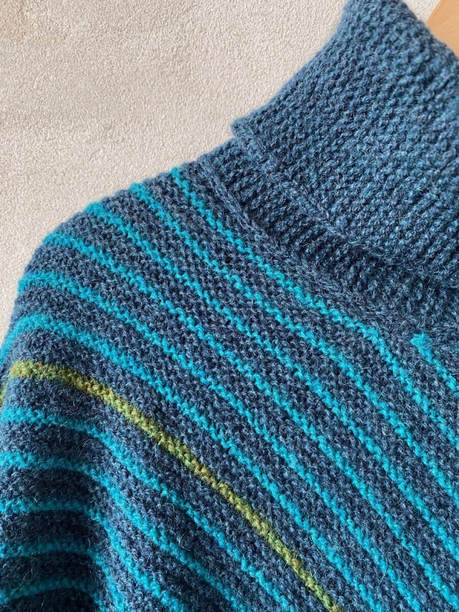 Studio Long sweater by Hanne Falkenberg, No 20 knitting kit