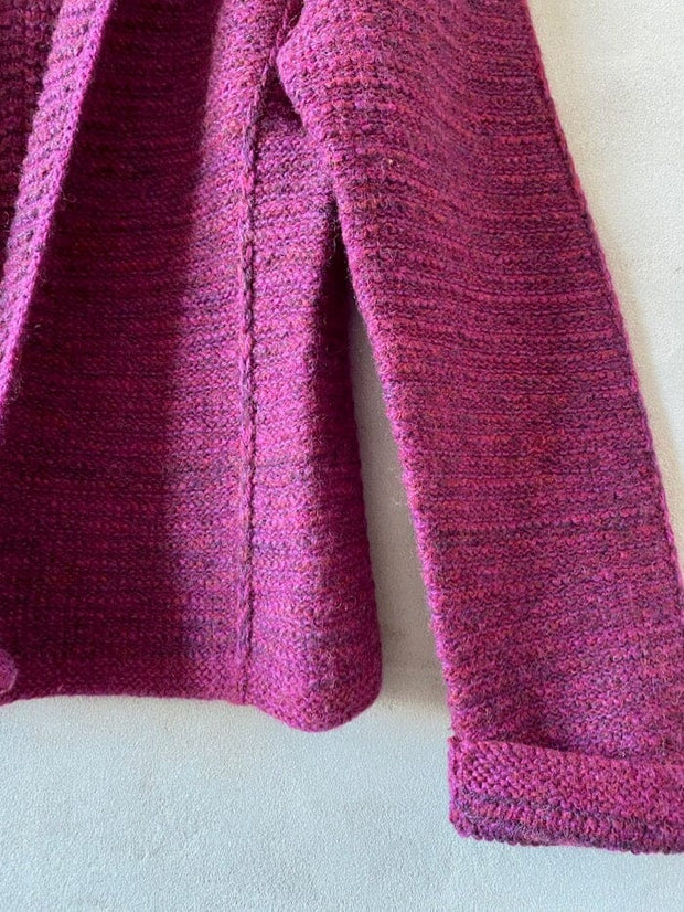 Tweedie jacket by Hanne Falkenberg, No 20 knitting kit (3 colors) | 58 Raspberry, 64 Wine red, 95 Plum