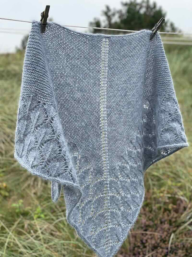 Vadehav shawl by Önling, knitting pattern Knitting patterns Inge - Lis Holst