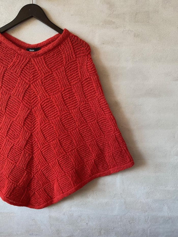 Viva poncho af Hanne Falkenberg, strikkekit | 67 Poppy red