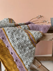 A girls Best friend by Isabell Kraemer, knitting pattern Knitting patterns Isabell Kraemer 