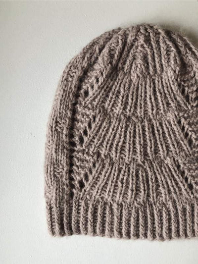 Magnum beanie hat knit in soft Önling yarn - Önling Nordic knitting patterns and yarn