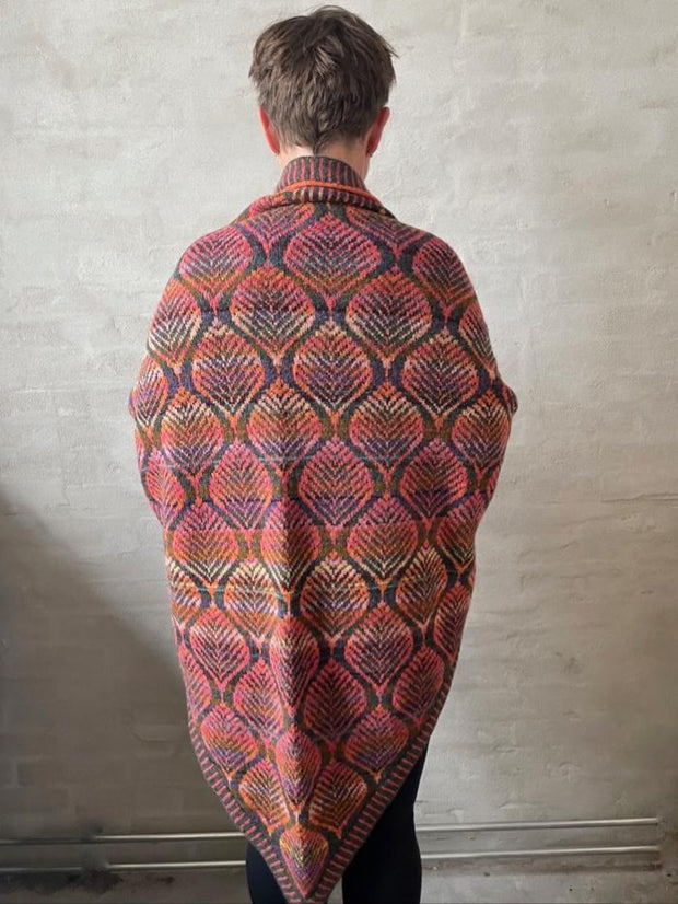 Blodbøg shawl by Ruth Sørensen, No 20 knitting kit Strikkekit Ruth Sørensen 