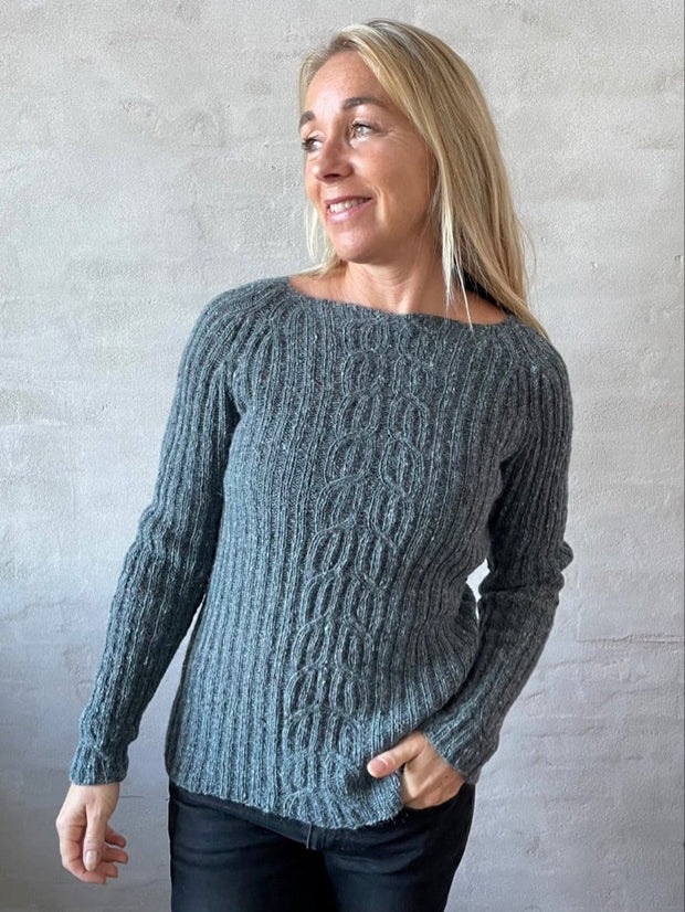 Blue Bell sweater, knitting pattern knitting pattern Hanne Søvsø 