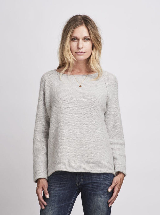 Caroline classic raglan sweater in light grey, made in Önling no 1 merino wool, the front