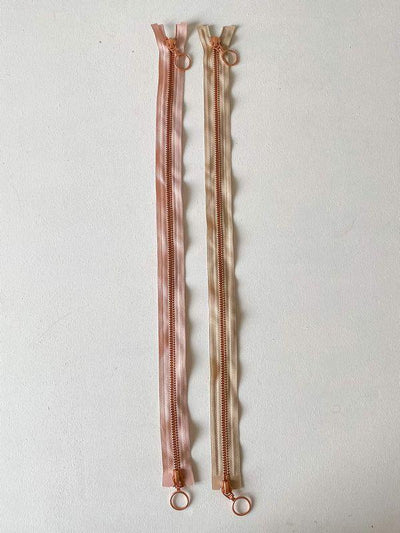 Copper zipper, 50 cm - two-way separator Tilbehør Önling Önling chooses a color that matches my yarn kit