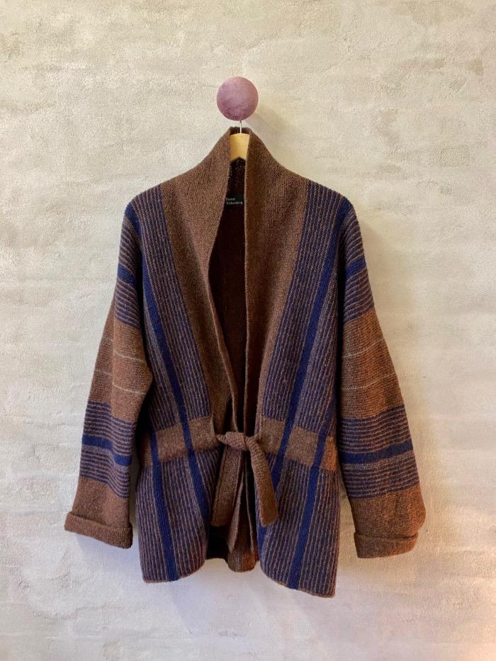 Cordelia jacket by Hanne Falkenberg, No 20 knitting kit