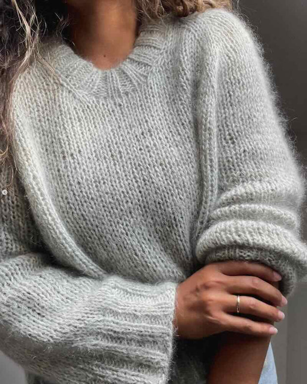 Delta sweater by Creadia Studio, knitting pattern