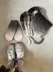 Dip Dye mittens by Önling, No 2 knitting kit