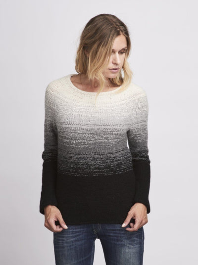 Dip Dye colors sweater knitted in önling No 2 merino wool in white, grey and black. 
