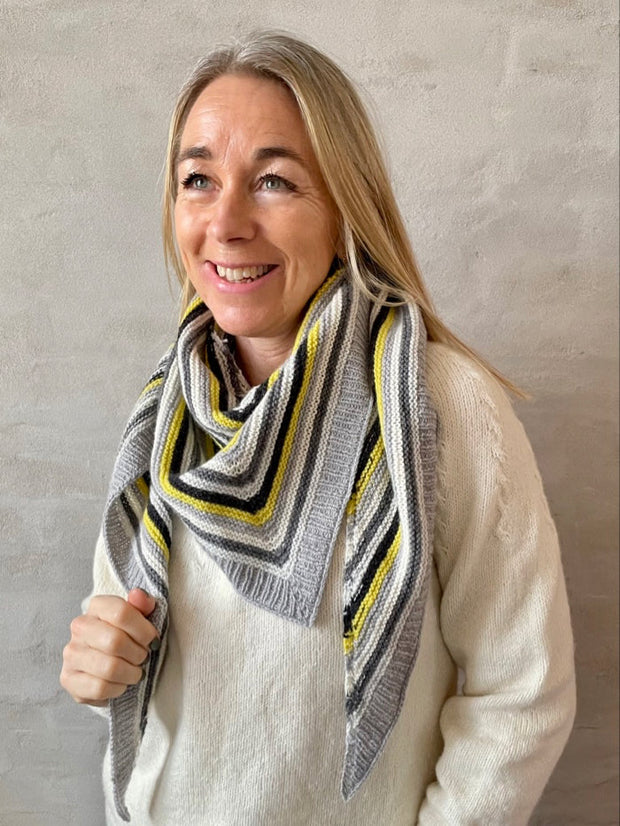 Easy Peasy striped shawl by Önling, knitting pattern Knitting patterns Önling - Katrine Hannibal 