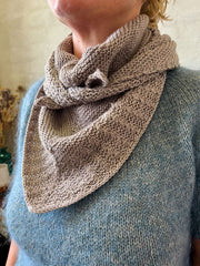 Ellie bandana scarf by Önling, No 15 knitting kit Knitting kits Önling - Katrine Hannibal 