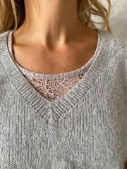 Frigga V-neck, knitting pattern Knitting patterns Önling - Katrine Hannibal 