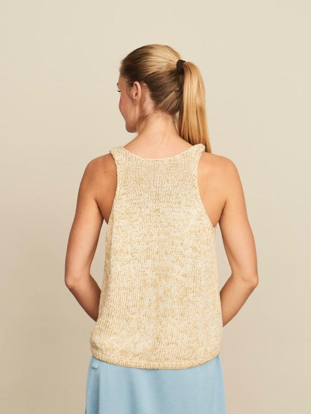 Knitting pattern for for Glitter Summer Tanktop, with GOTS organic cotton and shiny yarn from Krea Deluxe