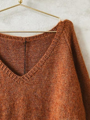 Knitting pattern for helena sweater from Önling, in Krea Deluxe Organic Wool v-neck