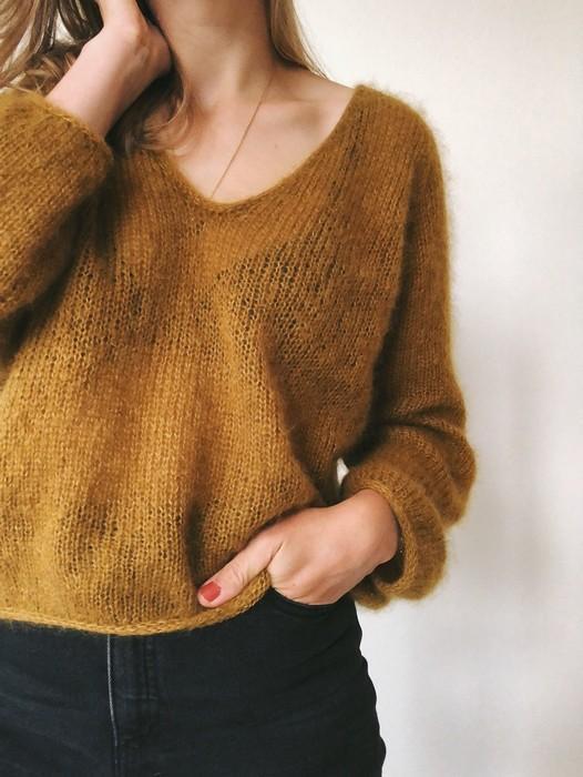 Kumulus sweater, curry yellow knitted sweater in silk mohair yarn designed by Petiteknit